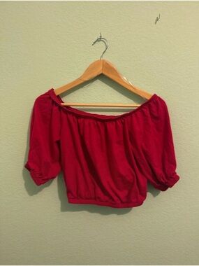 Off-Shoulder Crop Top in Red